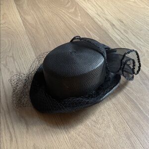 Elegant Black Women's Hat with Mesh Detail